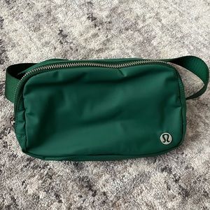 Everglade Everywhere Belt💚